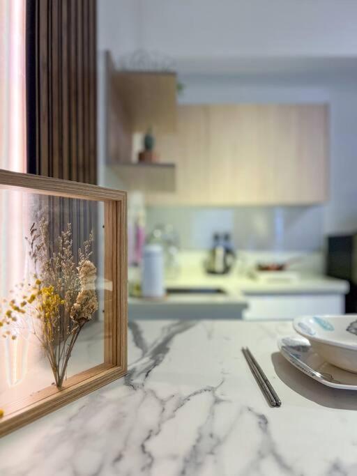 קואלה לומפור Modern Suites At Arte Mont Kiara By Iconique מראה חיצוני תמונה