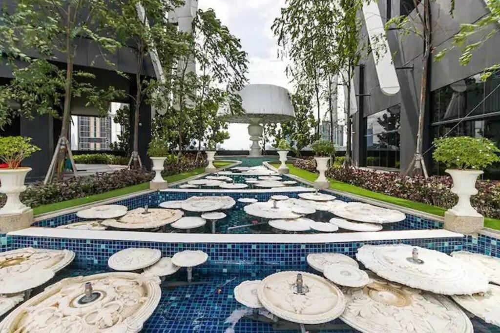 קואלה לומפור Modern Suites At Arte Mont Kiara By Iconique מראה חיצוני תמונה